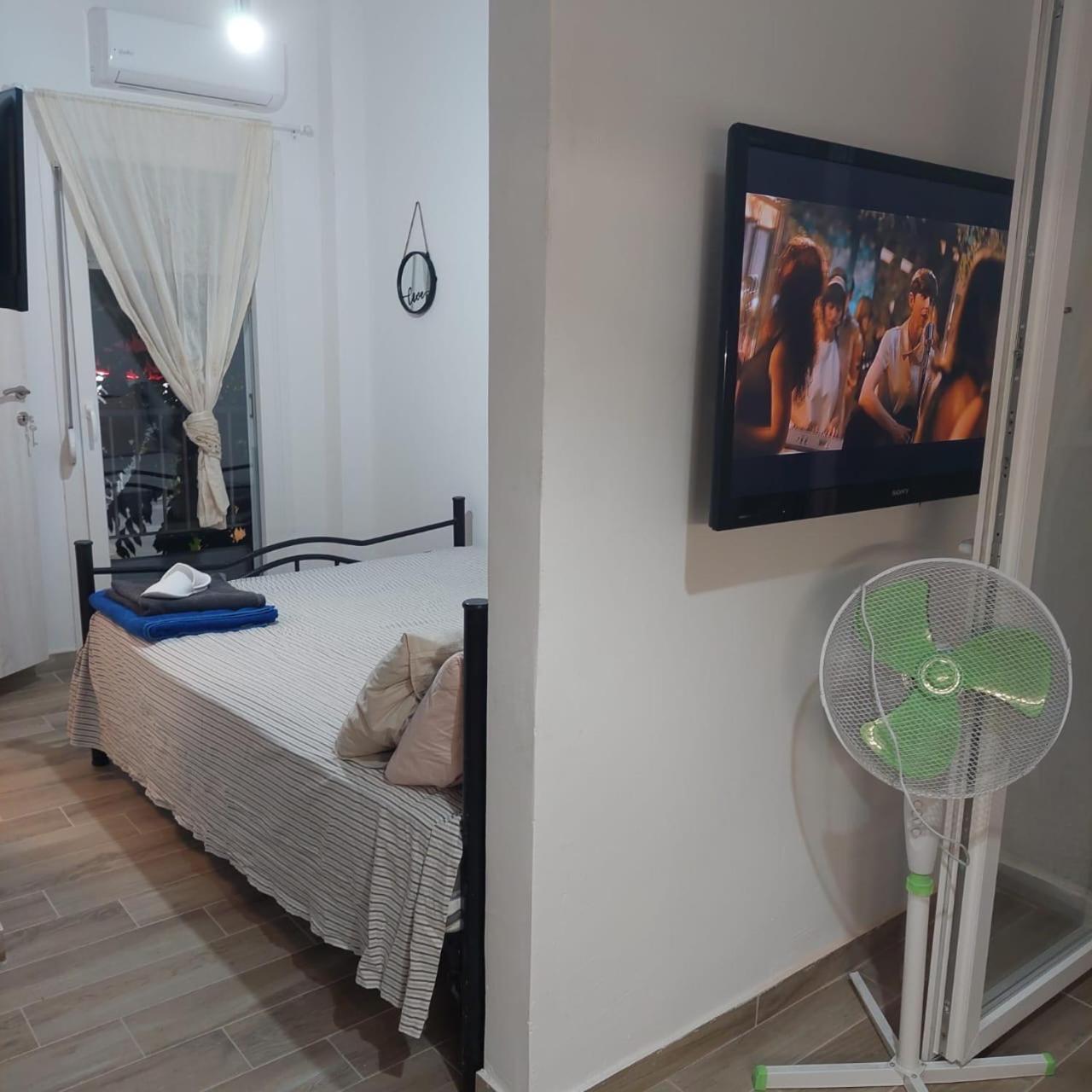 Small Studio Center 2 Szaloniki Kültér fotó