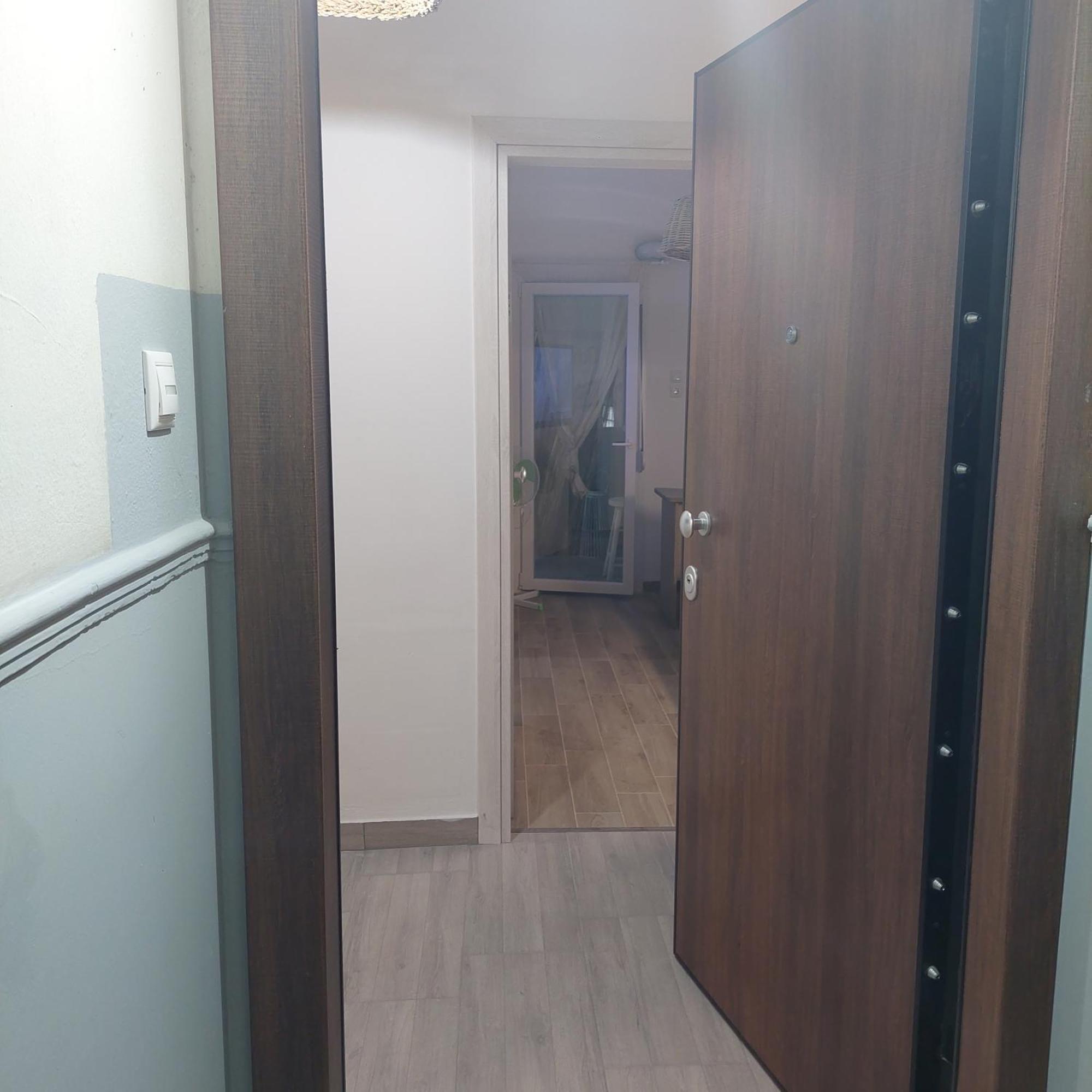 Small Studio Center 2 Szaloniki Kültér fotó